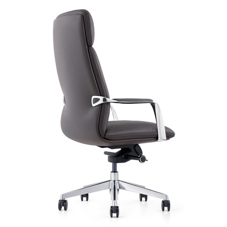 Classic Comfort Minimalist Executive Chair