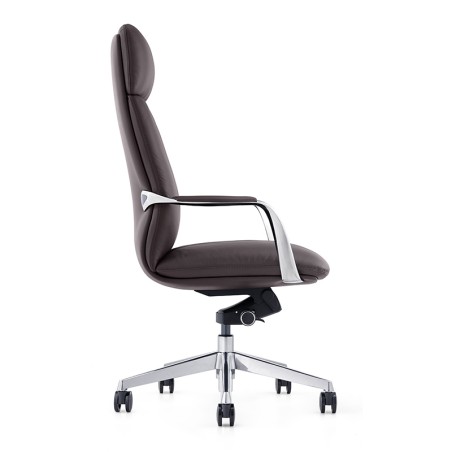 Classic Comfort Minimalist Executive Chair
